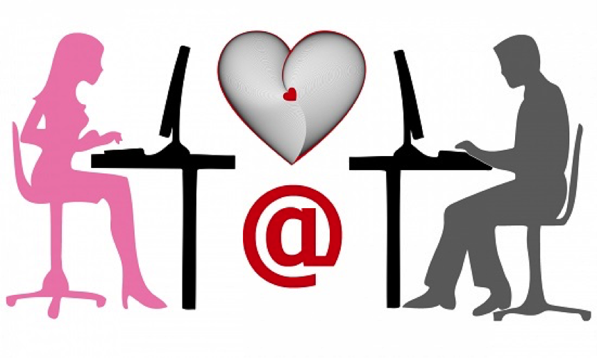 Traditional dating websites have many advantages over dating apps and are still very popular