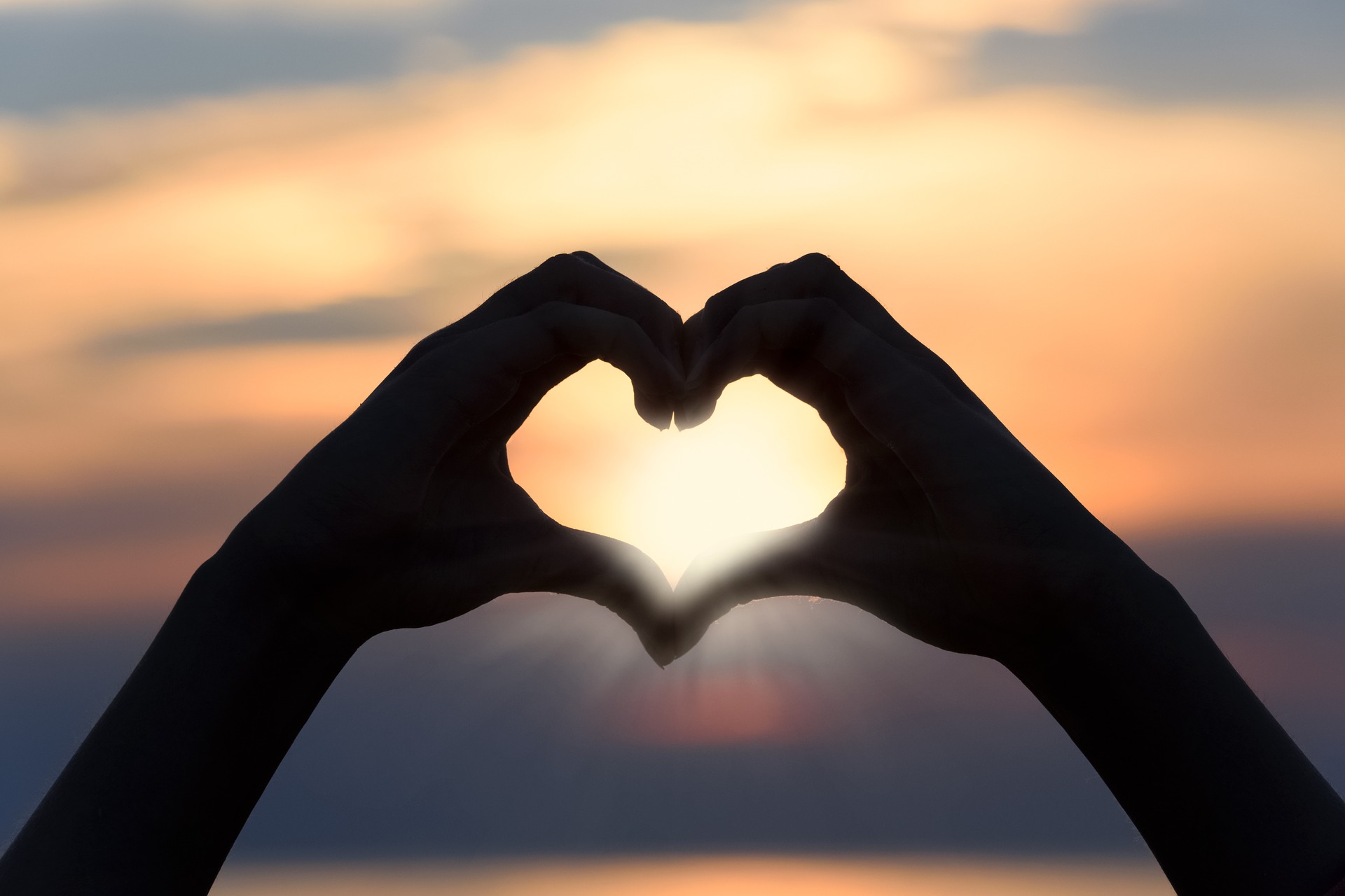 Dating In Your 40s - Top Dating Tips | Urban Social Blog