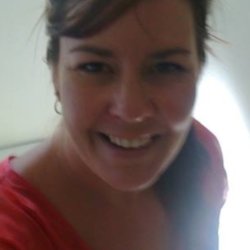 Lisa - Urbansocial.com Member