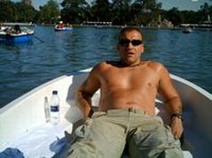 Carlitros's profile image