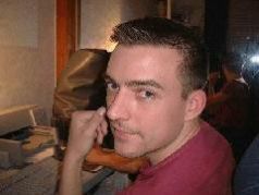 reading simon's profile image