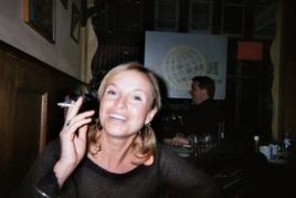 Carolyn's profile image