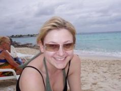lucy's profile image