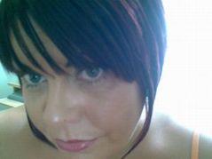 glam37's profile image