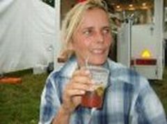 Carolyne's profile image