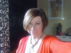 debbie's profile image