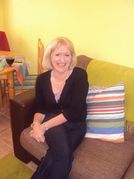 lesley1602's profile image
